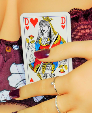 Queen of Hearts
